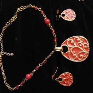 NWOT Pink & Silver Necklace & Earring Set